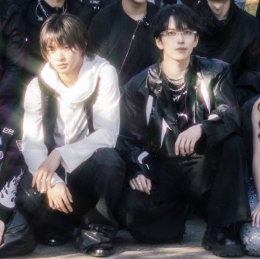 ne3er4u's tweet photo. 私の推し発光してる https://t.co/iYU38JaDc8