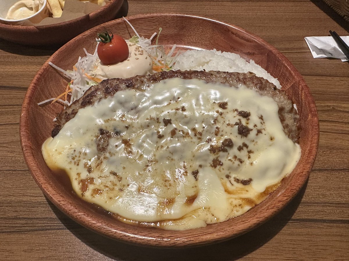 MkRy_heimin's tweet photo. デカすぎわろ https://t.co/fgdGlIwlgc