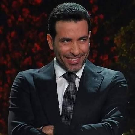 shno74's tweet photo. 🚨🚨🚨🚨🚨🗣️ أبو تريكة:

"يا ولاد يا صغيرين، ياللي تنزل نافخ بوزك، شوف ميرينو، شوف بطل العالم وهو ينزل في الدقيقة 90، دا لاعب بطل عالم، شوف كيف يضغط بعد ما ينزل، ليه الناس تحب ميرينو؟ لانه لاعب سكواد."

"ميرينو لاعب احترافي على اعلى مستوى، دا بطل عالم، دا لاعب متأسس صح، عقلية صح، لعيب عبقري، دا درس لينا كلنا، مفيش لاعب يحب يقعد دكة، دا ينزل بالدقيقة تسعين، دا درس للولاد الصغيرة، لما تشوف بطل العالم كيف يلعب لمدة دقيقة او دقيقة ونص، شوف كيف يضغط."