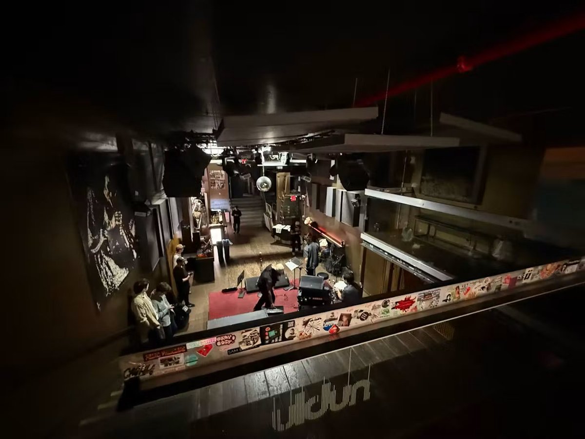 Mereshas's tweet photo. TONIGHT: Behind the scenes. @nublu's getting ready 4 u. SEE U THERE‼️
Expecting a full house. Secure your Tix: https://t.co/4kQKQHAetM https://t.co/2n9jXB4a6u