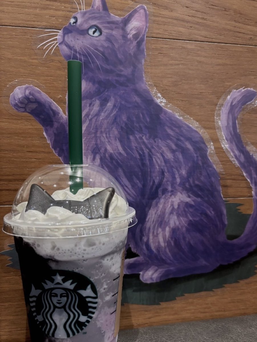 omura_anzu_'s tweet photo. 私信フラペチーノ🐈‍⬛💜 https://t.co/ZRNnaFA0Pa