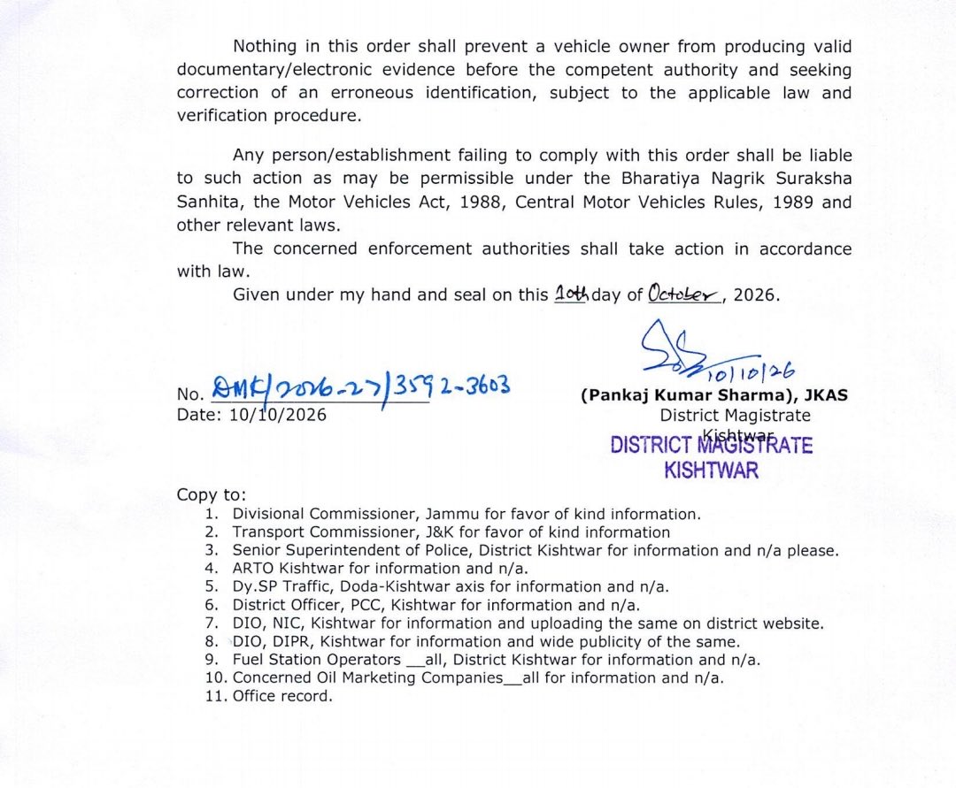 vishesh_jk's tweet photo. A wonderful order issued by DC Kishtwar , Sh Pankaj Sharma. I am sure the Fuel stations shall ensure adherence and vehicle owners and drivers understand how much we all are concerned about Road Safety. Hope all other districts follow. https://t.co/skPkeJpSgh