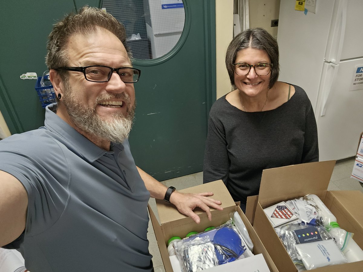 USCrystalComp's tweet photo. ❤️💎 Friday night DATE NIGHT, USCGC style!! 😂

Nothing says romance quite like 5 kg of alum and a roll of packing tape!📦🧪

Tasha (my wife and fellow crystallite!) and I spent our evening packing #2026USCGC orders @UBChemistry.

Some of you are SERIOUS about growing crystals!💎 https://t.co/tJG64pXt8D