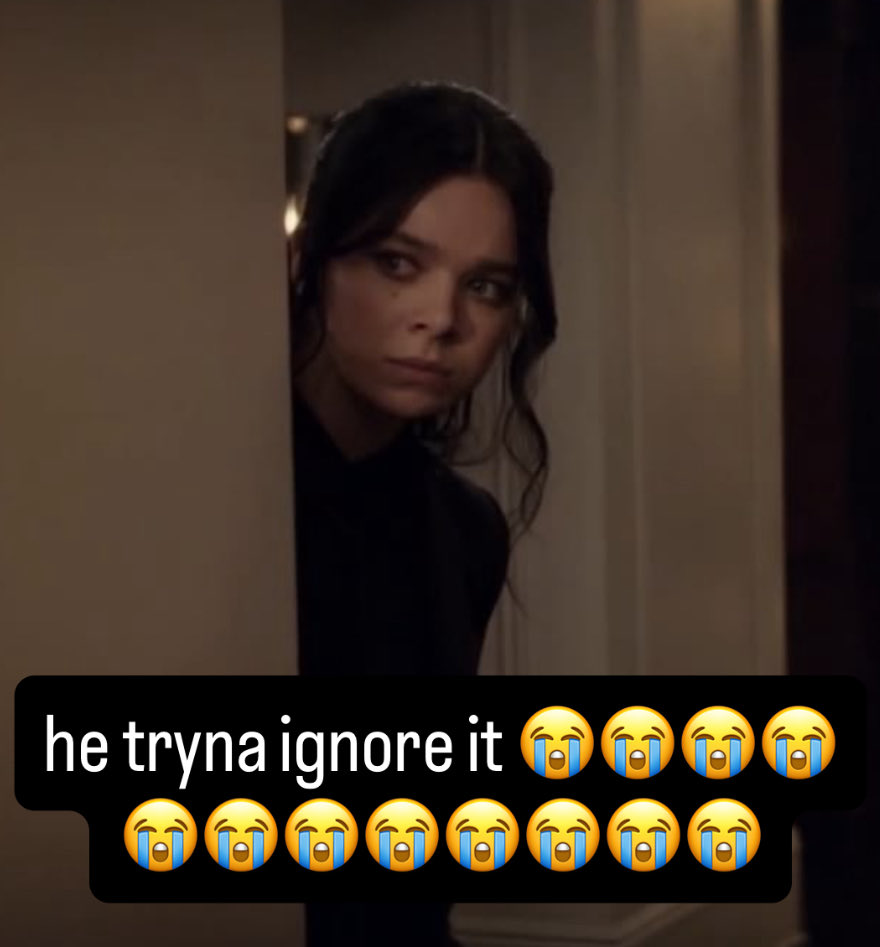 Hange_4ever's tweet photo. gf is an avenger and I haven’t seen her in months https://t.co/B7DVN86S43