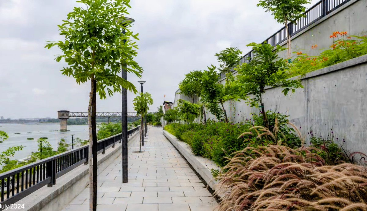 haldilal's tweet photo. Sabarmati Riverfront, Amdavad. https://t.co/jQzVtA3ass