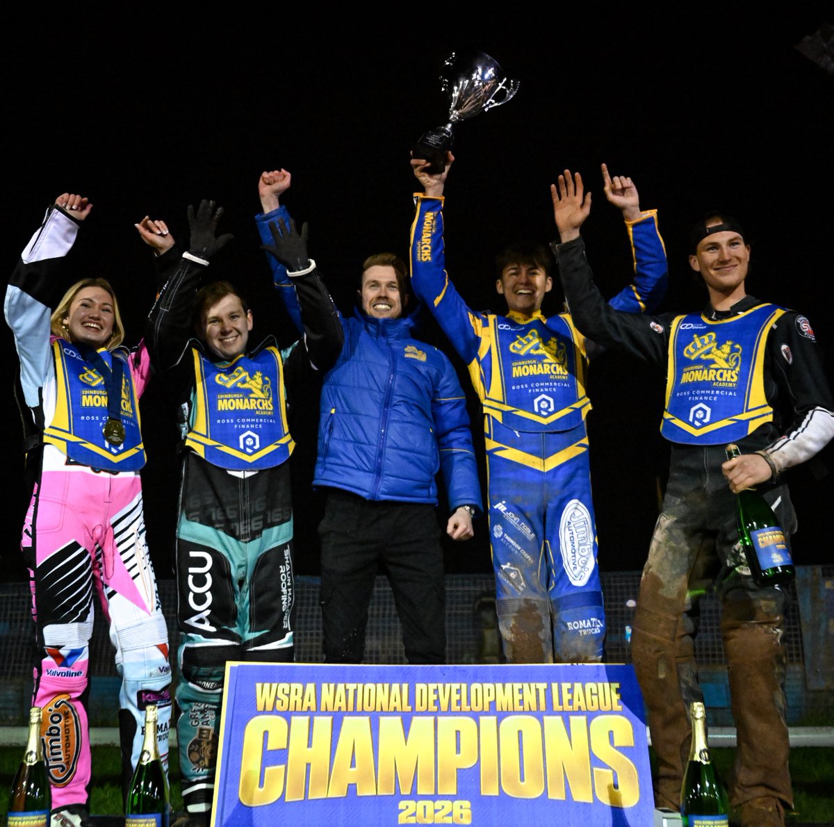 EdinMonarchs's tweet photo. 👑 Shale, smiles, and silverware - it was a sensational evening of speedway to close the 2026 season! 🏆 https://t.co/ChpvI54O1D