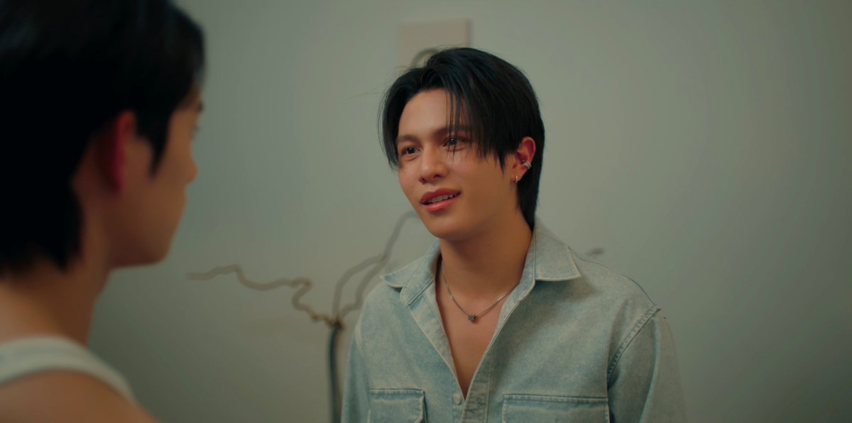 GMMTV's tweet photo. แค่เขาไม่รับสาย ก็ตามมาหึงถึงที่เลย ลูกพี่ดีนผม หนักครับ
#YouManiacSeriesEP7
@Williamjkp1 @EstRvp https://t.co/R6fOAOwYn1