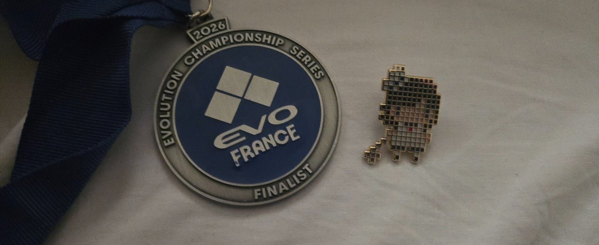 KTP_GG7's tweet photo. 5th at Evo France. I need to figure out how to beat @Thukikage_ ! He is way too strong https://t.co/KZbcYevWKW