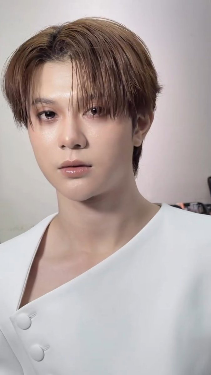 bbkhaojao_'s tweet photo. กลางหน้าผากเขียนว่า มง  มงลงของจริงมงลงเพราะความสวยกินคน มงลงเพราะมีแฟนหล่อ ชนะขาดลอย😗

꒰ #บีเวอร์ต้นหลิว ꒱ https://t.co/P0lEK5fkt0