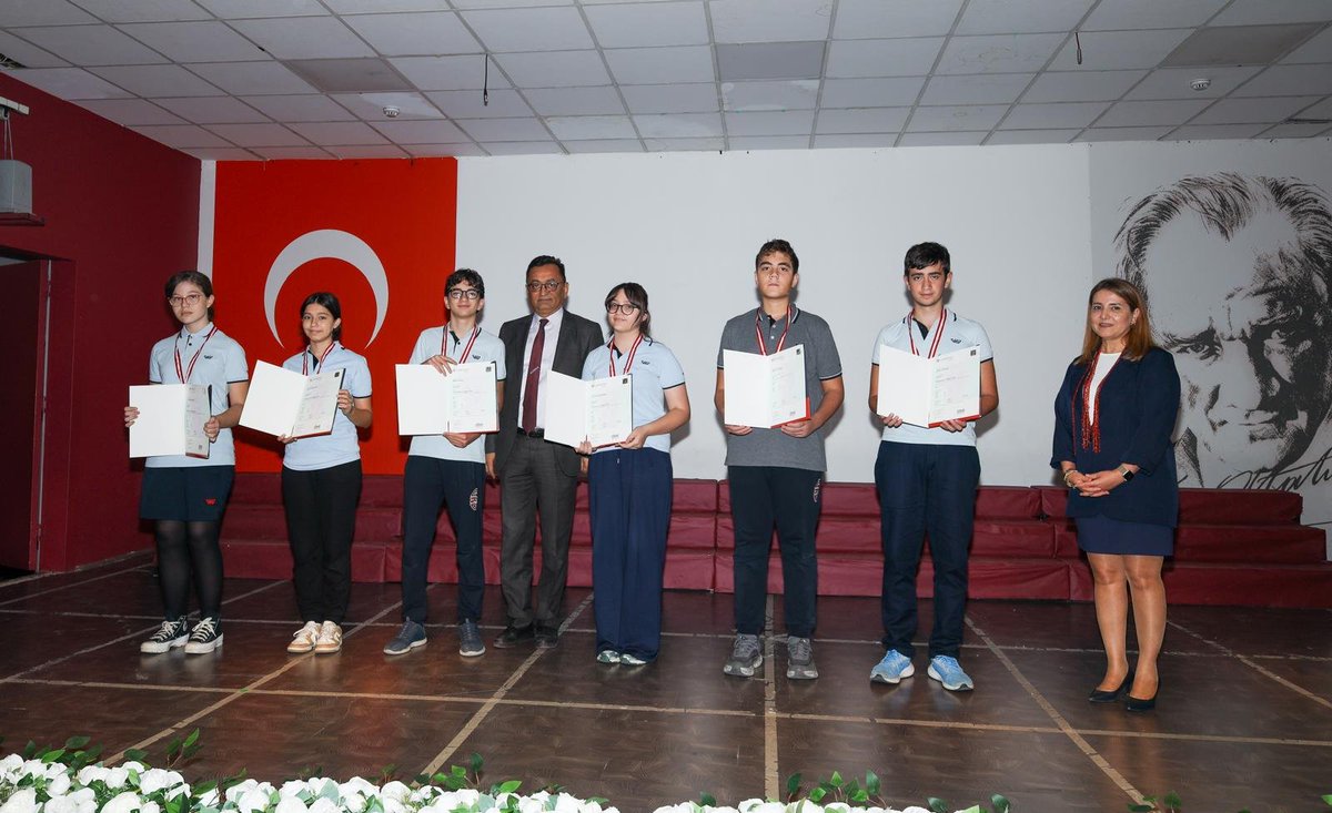GkvKurumsal's tweet photo. ULUSLARARASI BAŞARIYI KUTLUYORUZ

Öğrencilerimizin uluslararası başarılarını Cambridge &amp; TOEFL Sertifika Töreni’nde kutlamanın gururunu yaşıyoruz. https://t.co/iziWAqFzVG