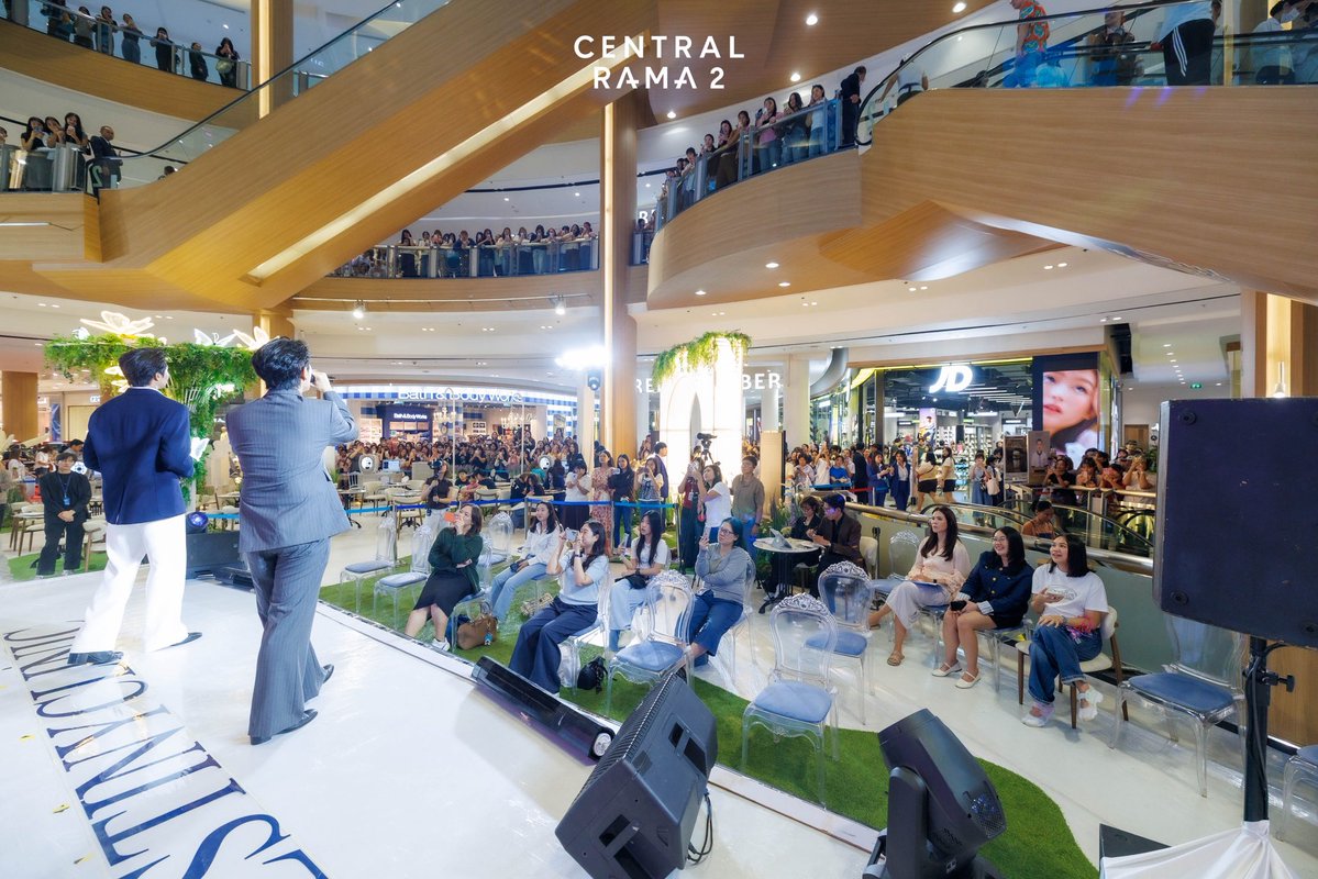 centralrama2's tweet photo. จบท้ายด้วยแฟนๆ มาเยอะมากกก

#EarthMix #เอิร์ทมิกซ์ #DestinyClinicxEarthMix #DestinyClinic #centralrama2 https://t.co/d7oejGjdO8