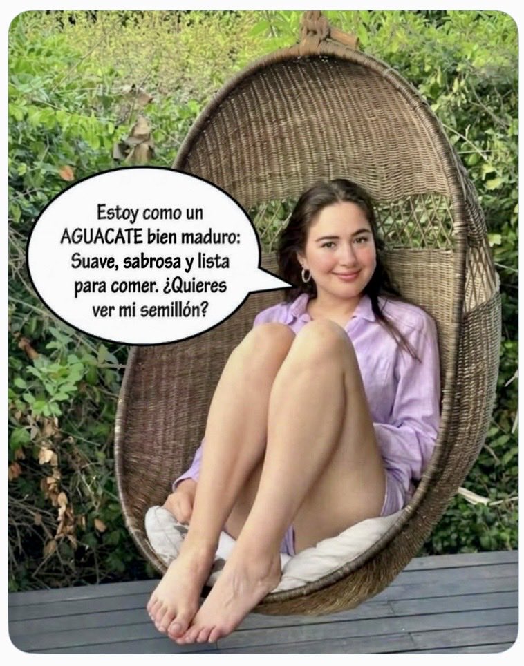 RoninShaolin's tweet photo. La chaira chismosa @itzulBarrera anda cazando y amenazando tuiteros para evitar que esta foto en donde enseña media pantufla siga dando vueltas por la red. No le vayan a dar RETUIT porque nos puede denunciar; repito, no le vayan a dar RETUIT.
#DatoProtegidoJalisco
#NoALaCensura https://t.co/jhXM3oA647