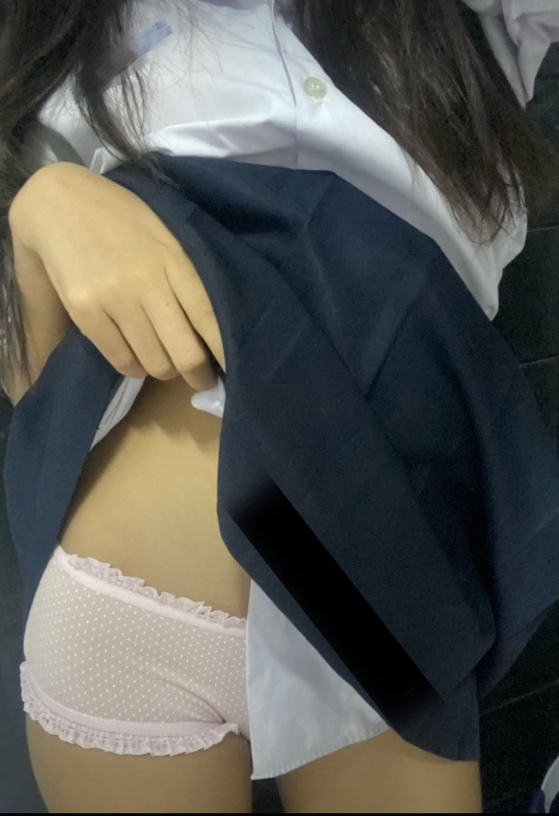 Outdoooo's tweet photo. น่าเลียทั้งตัวเลยย😋 https://t.co/H8nEXZDax1