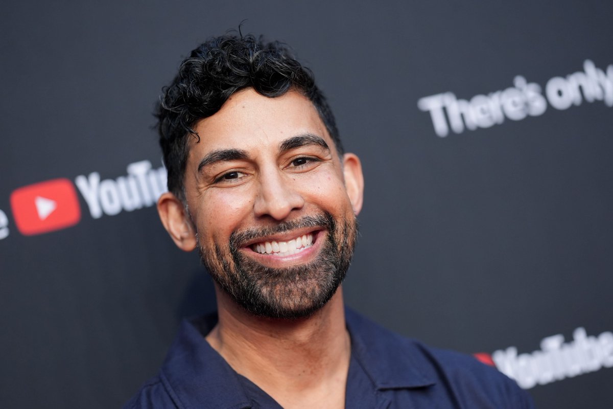 stratbyabdullah's tweet photo. This YouTuber made $65M last year with 0.09% ENGAGEMENT

Dhar Mann is #2 on Forbes' top creators list for 2026

only MrBeast made more

but his engagement is the lowest in the whole top 10

MrBeast sits at 3%

Druski at 13.77%

Dhar Mann? 0.09%

so how does that make $65M...

VOLUME

300M+ views every single week

and he puts his videos out in 13 different languages

one script, 13 languages

then Fox signed him to make 40 microdramas

short vertical shows you watch on your phone

he doesnt need you to comment

he needs you to watch, in whatever language you speak