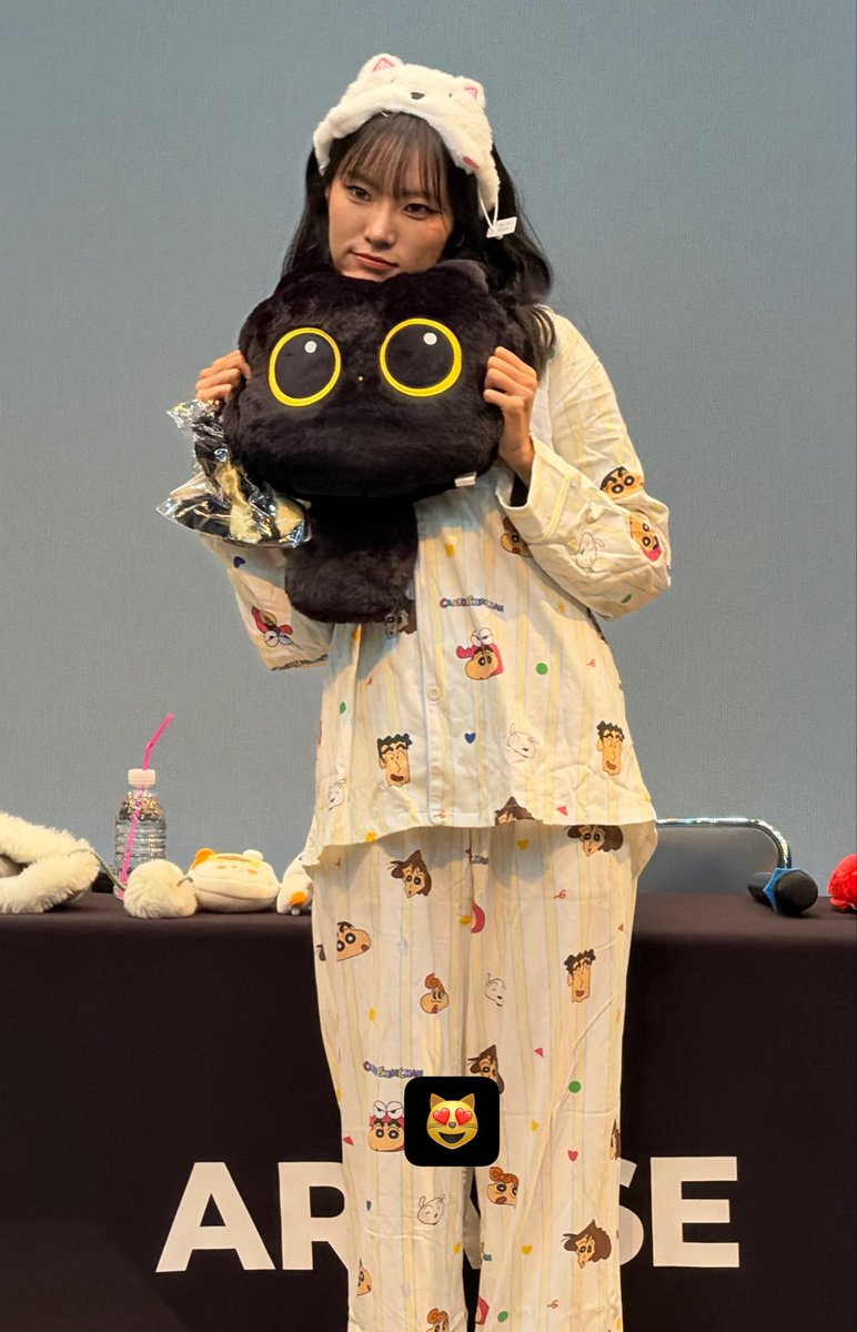JiHyo_0712's tweet photo. 20261010 루네디 팬싸 😻

#루네디 https://t.co/8gqEF2167N