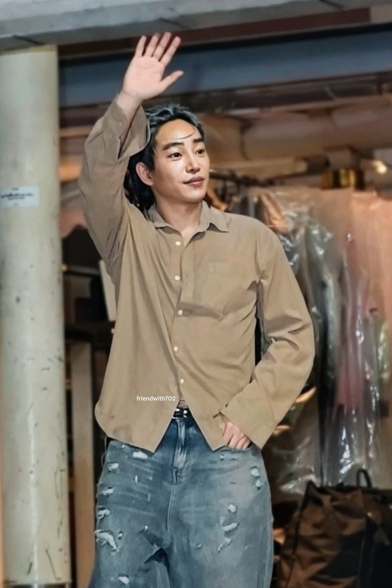 friendwith702's tweet photo. นิ่ง ขรึม ดึงใจนุชค้าบบบบ
@peckpalit 
🦋 PECK BIFW26 
SIAM PARAGON
#SiamParagonBIFW2026xPeck
#PeckPaLitChoke
#เป๊กผลิตโชค 
#NAGARA 
#BIFW2026 https://t.co/L9zubUH2gA