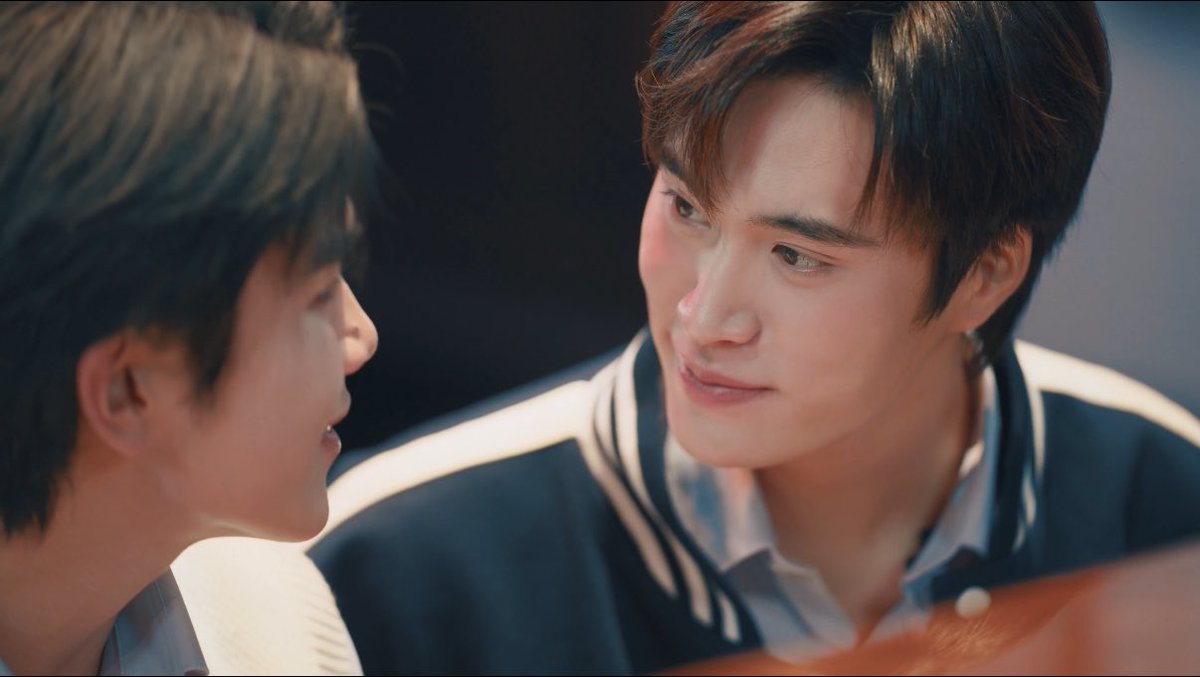 g4snara's tweet photo. // los movie spoilers 
.
.
.
.
.
.
.
.
.

if they keep the og ending.... This face saying "i can't be your boyfriend, but it doesn't mean i don't love you" 😭😭😭 https://t.co/RUsz8ikc5u