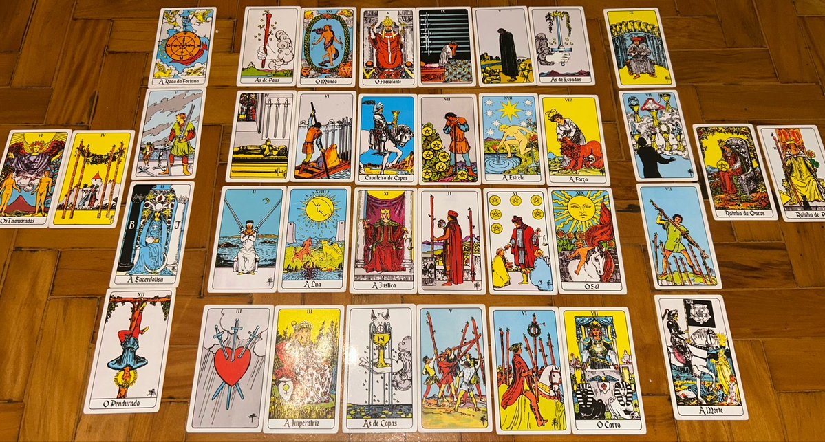 cristalinidade's tweet photo. tarot também é arte https://t.co/a05qOop8uG