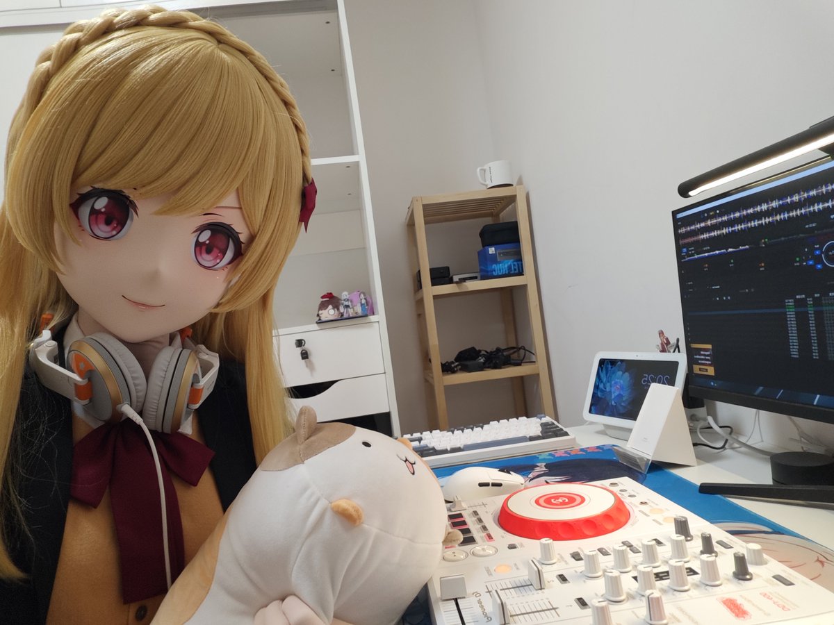 Helaist's tweet photo. Bedroom DJ
#D4DJ https://t.co/9sbyzfveZ0