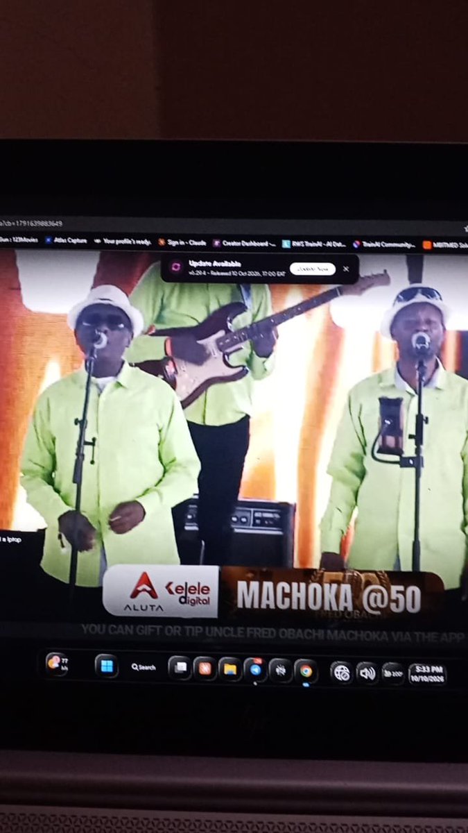 kinara_69's tweet photo. Fred Obachi Machoka @50 si mchezo! Miaka 50 ya kutubamba, kutuburudisha na kutuweka kwa rhumba mood! 🎶❤️
Ingia @Aluta_ke and be part of history!
#MachokaAt50 

https://t.co/uplRjPzm3g https://t.co/8rmEpOhOkz