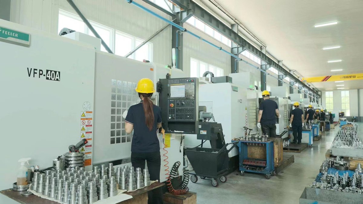 CamIndexer's tweet photo. Satisfying rhythm of manufacturing. Cam Indexers keep assembly lines moving. #MechanicalEngineering #Automation #CamIndexer #RotaryTable #MachineDesign #CAD #AutomationEngineering #IndustrialMachinery #Manufacturing #Robotics https://t.co/XZQUw1trvZ