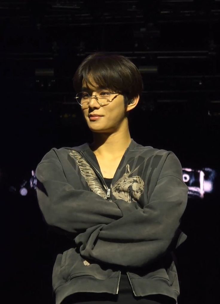 seasonlovesjw's tweet photo. 김정우 효도해줘서고마워 https://t.co/pYwnCt11HX