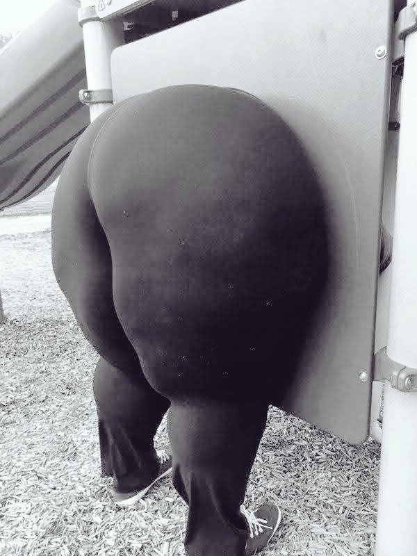 AMALGAMMUTT's tweet photo. Seems the woman had stumbled into a ventilation room... though upon even a small look around she saw a fat... white gooey ass seeming stuck within a vent shaft.. https://t.co/SuzLW9HXj2