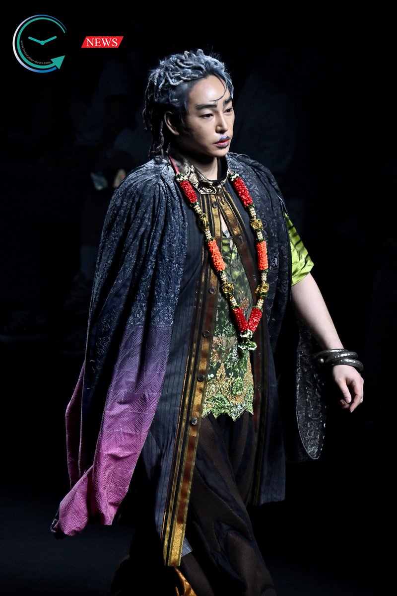 _24News_'s tweet photo. #เป๊กผลิตโชค ร่วมเดินแฟชั่นแบรนด์ #NAGARA ในงาน Siam Paragon Bangkok International Fashion Week 2026 

PECK BIFW26 SIAM PARAGON #SiamParagonBIFW2026xPeck
#เป๊กผลิตโชค #PeckPaLitChoke
#BIFW2026 #NAGARA https://t.co/BXKVWWLW6N