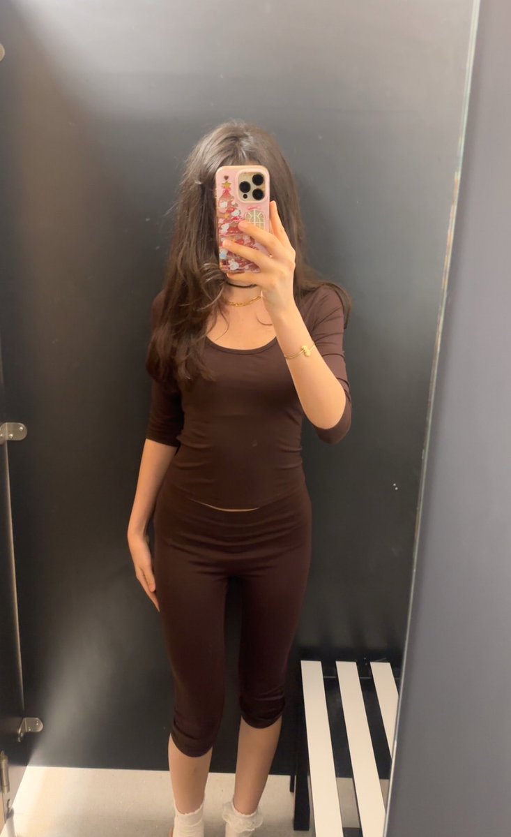 ninaismeow's tweet photo. be skinny https://t.co/rYDvzBAfYR