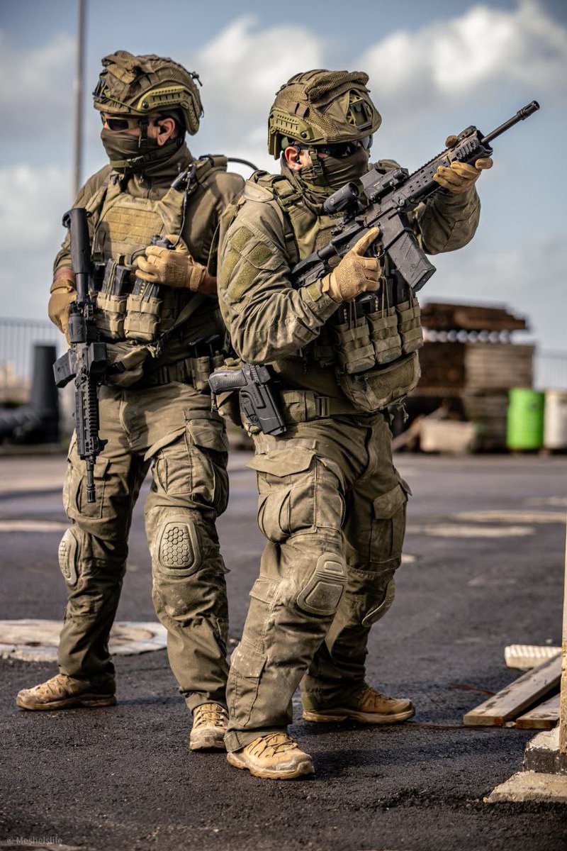 IWI_Intl's tweet photo. 📰 Big news from Argentina! The Ministry of Defense has unveiled the ARAD 5 and ARAD 7 rifles, equipped with Meprolight M5 sights, aiming to modernize the soldiers’ gear. 🔫 #IWI #ARAD #Argentina https://t.co/S1ccKOAYxI