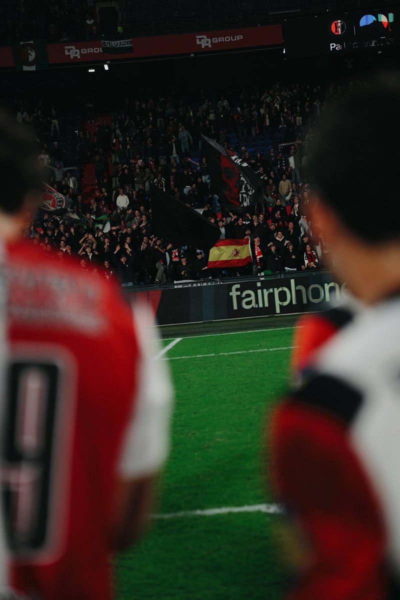 Feyenoord's tweet photo. Spanish heat in De Kuip 😉

🇪🇸 Nacho Ferri: 1-0
🇪🇸 Javi López: 2-0 https://t.co/flPObBGv94