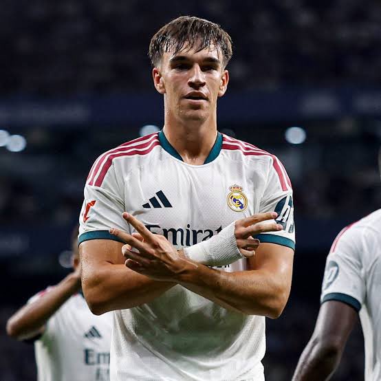 trunksRM7's tweet photo. No quiero ser populista pero tengo la sensación de que les das a cualquiera de estos las oportunidades que tiene Mbappe para definir ocasiones y tendrían un ratio de gol muchísimo más tocho. https://t.co/RagziV4dif