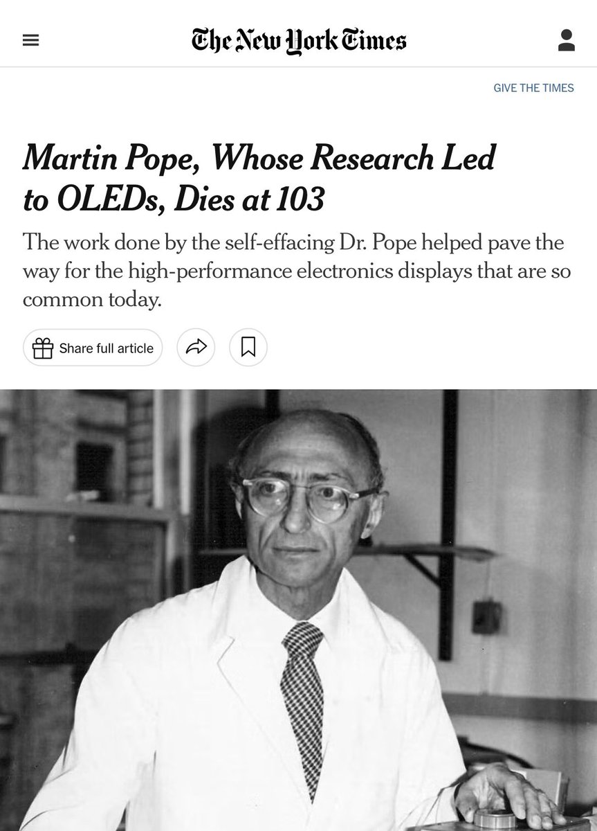 Ghitelman's tweet photo. The best Jewish name change story I’ve seen comes from this New York Times obituary. 

My friends’ grandfather A/B tested his last name. In a job search a Christian last name got a call back, a Jewish one didn’t. And the most Christian name he could think of was Pope. https://t.co/CbiZx2plrS