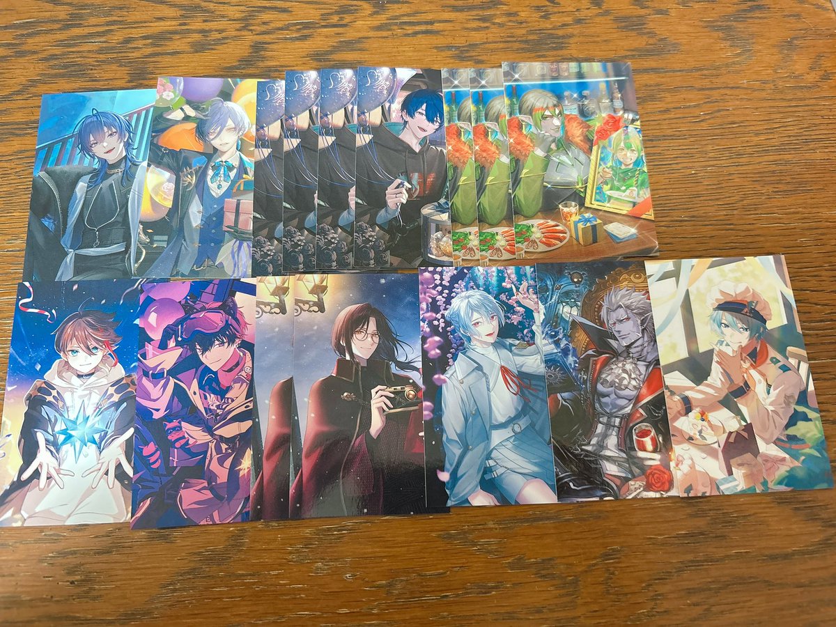 t6puk0's tweet photo. 《 にじさんじ ノスタルジアコレクション2026 交換 譲渡 》

譲▶︎画像1、2枚目の方

求▷3枚目の🫶 の方 1枚or定価

大阪手渡しのみ！
譲渡は郵送🉑

検索からも御気軽にお声がけください✊🏻💞 https://t.co/kRqfZbiWjf