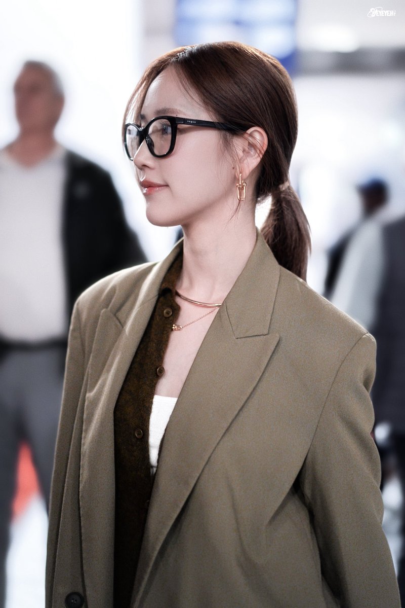 YEYEYEH0619's tweet photo. 👋 Paris 

#janeeyeh 
@janeeeyeh https://t.co/pYoGcizQt8