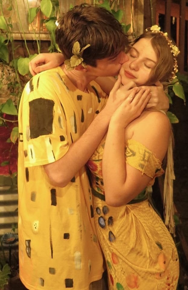 bagrielcervante's tweet photo. oi queria q vc soubesse que eu queria ir fantasiado assim pro halloween contigo https://t.co/CXqGV7ME6p