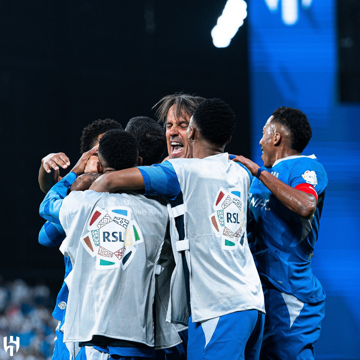 Alhilal_FC's tweet photo. يروح "ميشايل".. يجي "سامرفيل" 🔙 https://t.co/KoAWmOo78J