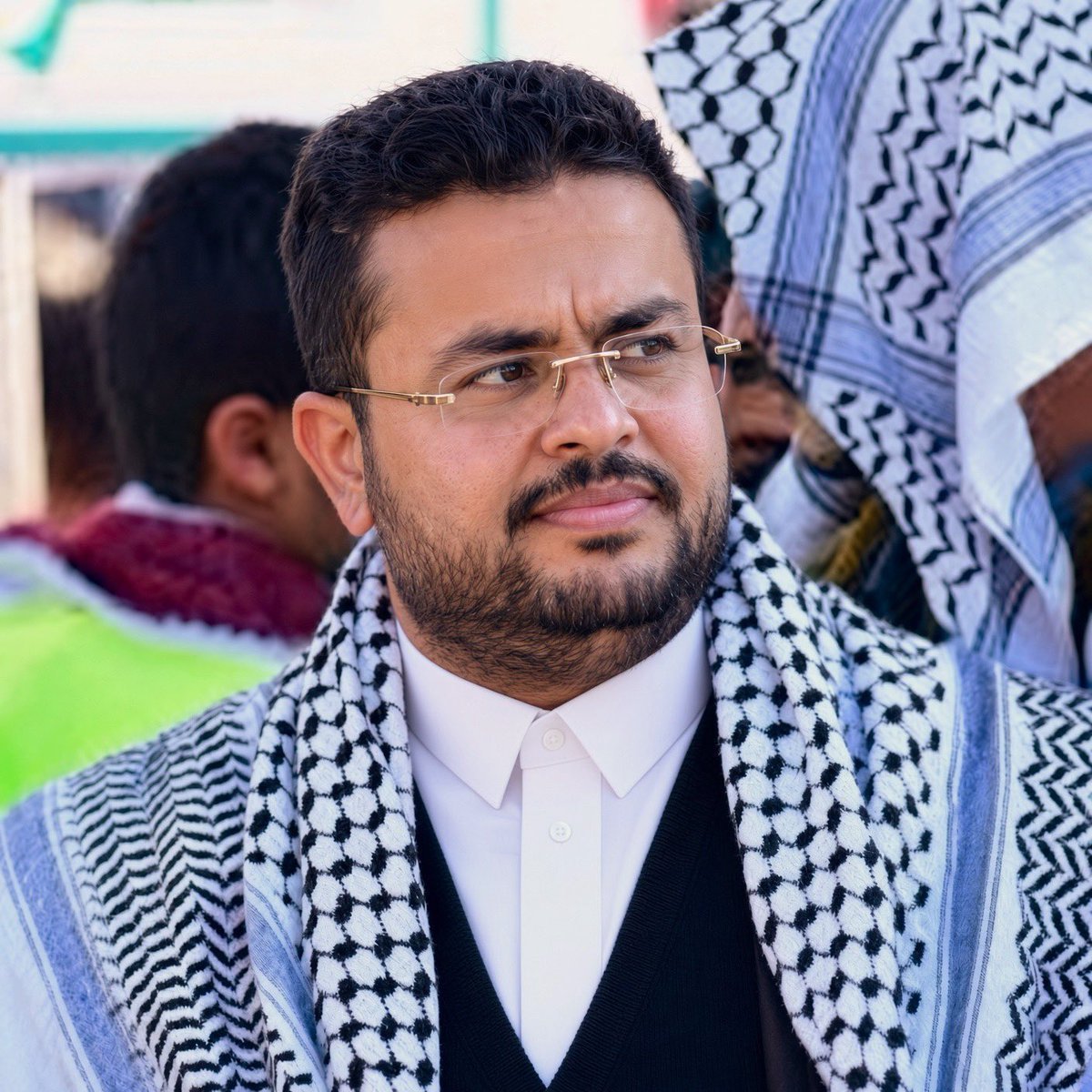 hezamalasad's tweet photo. تكرموا مشكورين بدعم ومتابعة الحساب الجديد والوحيد للأخ العزيز الأستاذ نصرالدين عامر @Nasr__Amer رئيس وكالة الأنباء اليمنية (سبأ)، وذلك بعد تعطيل حسابه السابق تعسفاً. https://t.co/69DJMwKFvg