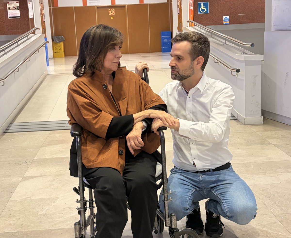 jonariz's tweet photo. Un honor este @InformeSemanal https://t.co/6ZwkVmSXzy