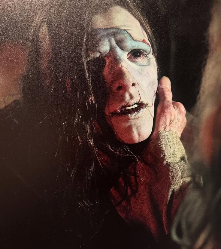 fembrucebanner's tweet photo. Quero ter a beleza do tipo monstro de Frankenstein https://t.co/2zWF5W4f4c