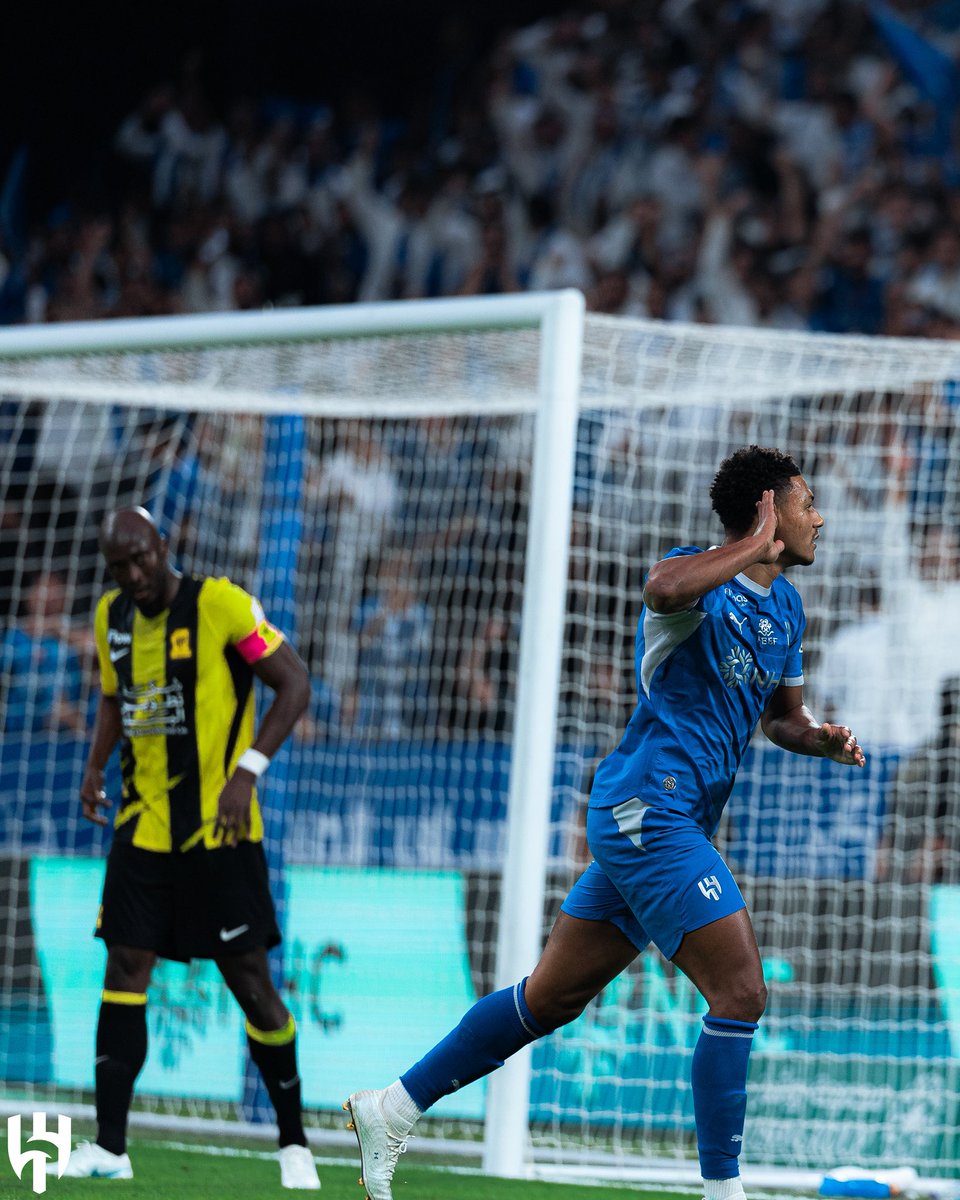 Alhilal_EN's tweet photo. A familiar ending to a tiger’s tale 💙 https://t.co/Pf6NP4y7br