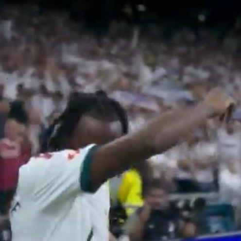 MadridXtra's tweet photo. 🤍 Yan Diomandé breaks down in tears after scoring his first Real Madrid goal. https://t.co/gr1IILuysX
