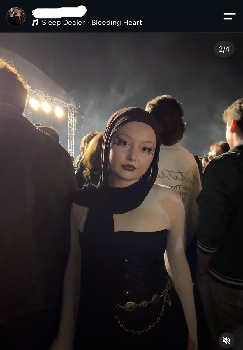 turkoshitp0st's tweet photo. Bu ne amk kendine nasıl kapalıyım diyebiliyorsun https://t.co/Iq7bjG7ZIE