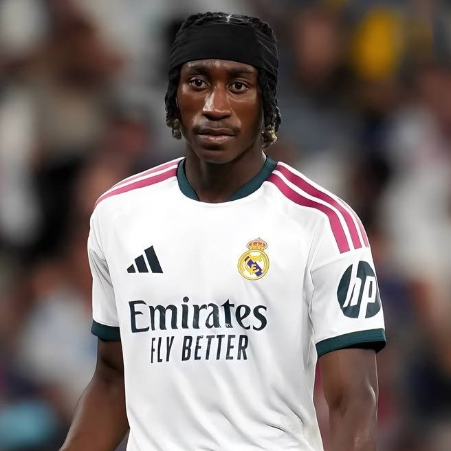 NoodleHairCR7 tweet picture