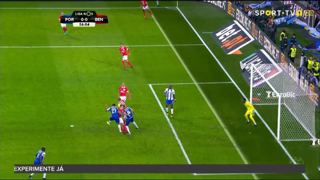 joaofisheight's tweet photo. Eu sei, temos todos telhados de vidro https://t.co/buUloW7XUW