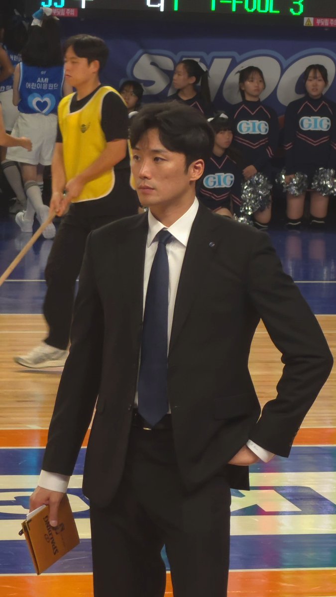 dalkomssab61609's tweet photo. 20261005  으른 섹시의 정석 #김동량 https://t.co/TXVFe2eQNF