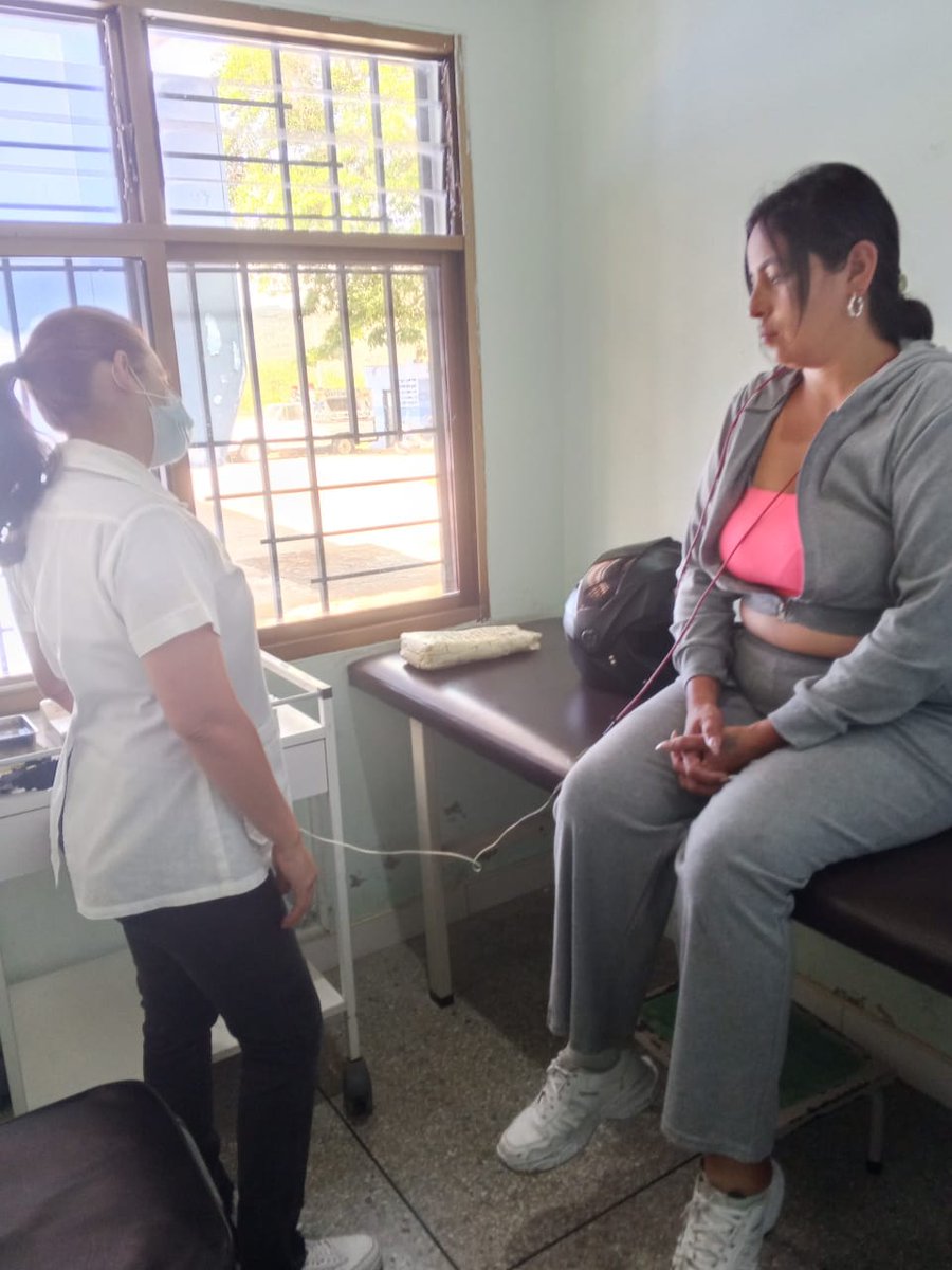 cubacooperaven's tweet photo. 🩺 Restableciendo la salud y el bienestar en el Edo. Táchira.

Desde la SRI Michelena (Mpio. Michelena), la Téc. en Fisioterapia Maiquelis Aguilar atiende con amor y dedicación al pueblo venezolano. 🇨🇺🤝🇻🇪

#CubaNoEsUnaAmenaza #CubaCoopera #CubaPorLaVida https://t.co/TmACORHbel