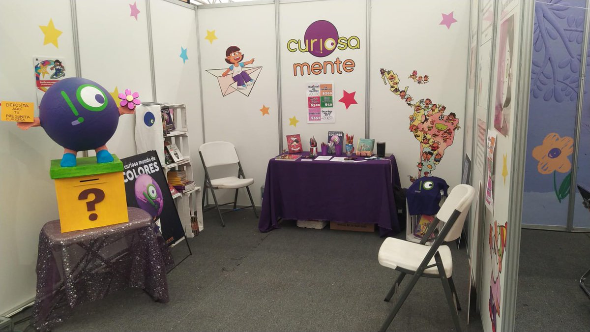 Checomal's tweet photo. Recordatorio que hoy y mañana son los últimos días de @curiosamente en el @papirolasgdl vayan a visitarnos, dejen su pregunta y compren el libro de colorear (yo estaré mañana todo el día atendiendo) https://t.co/vsJcG00DU4