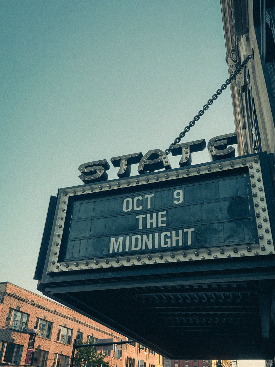 TeeKetch's tweet photo. Got out to a show last night. https://t.co/SDxFEV3cNO