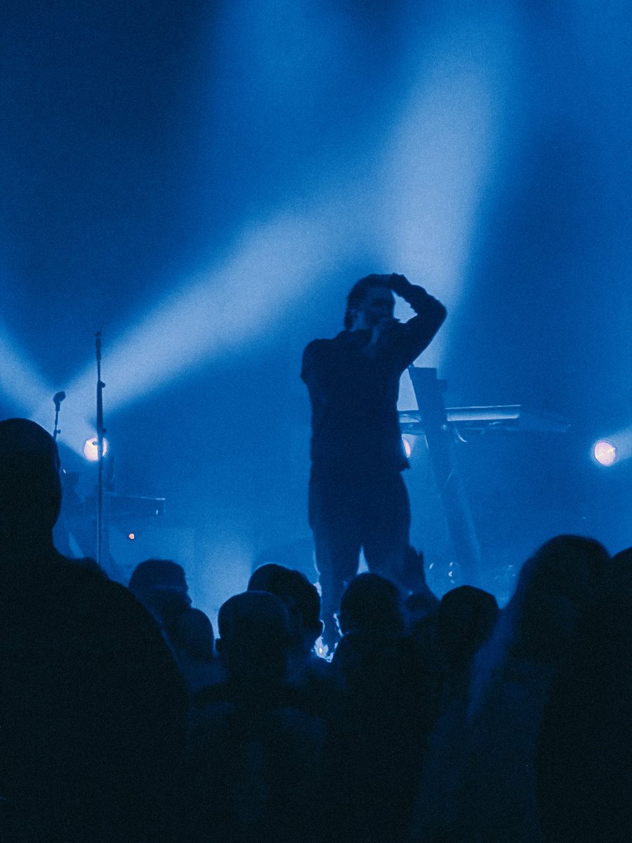 TeeKetch's tweet photo. Got out to a show last night. https://t.co/SDxFEV3cNO
